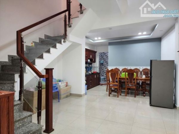 717087494 5330 Ban Nha Trong Hem Ho Chi Minh Chinh Chu (1)
